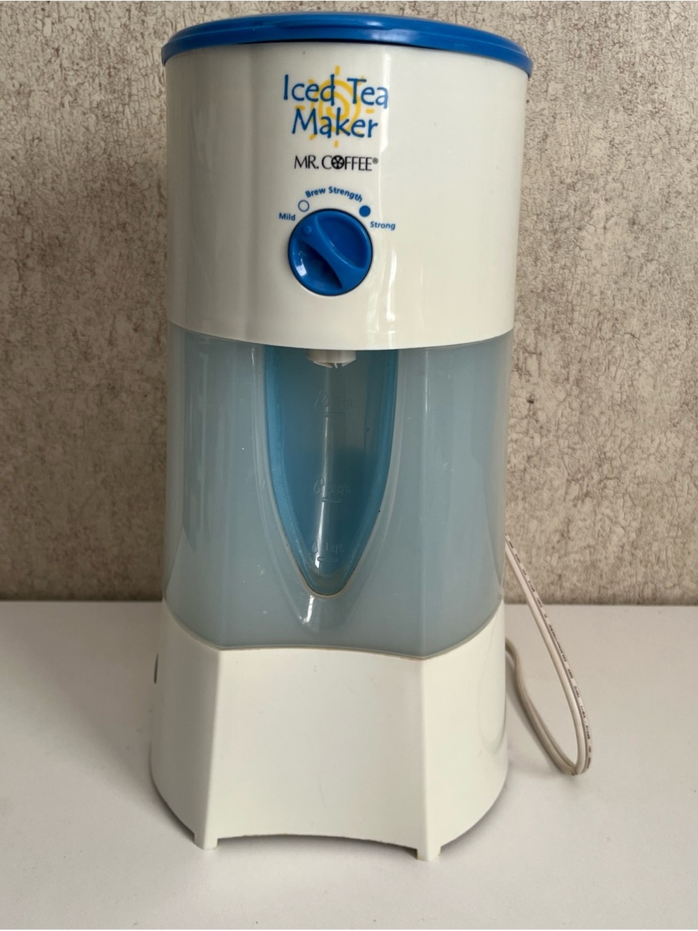 Mr Coffee TM70 Iced Tea Maker 3 Qt Blue White Oval Pitcher Tested